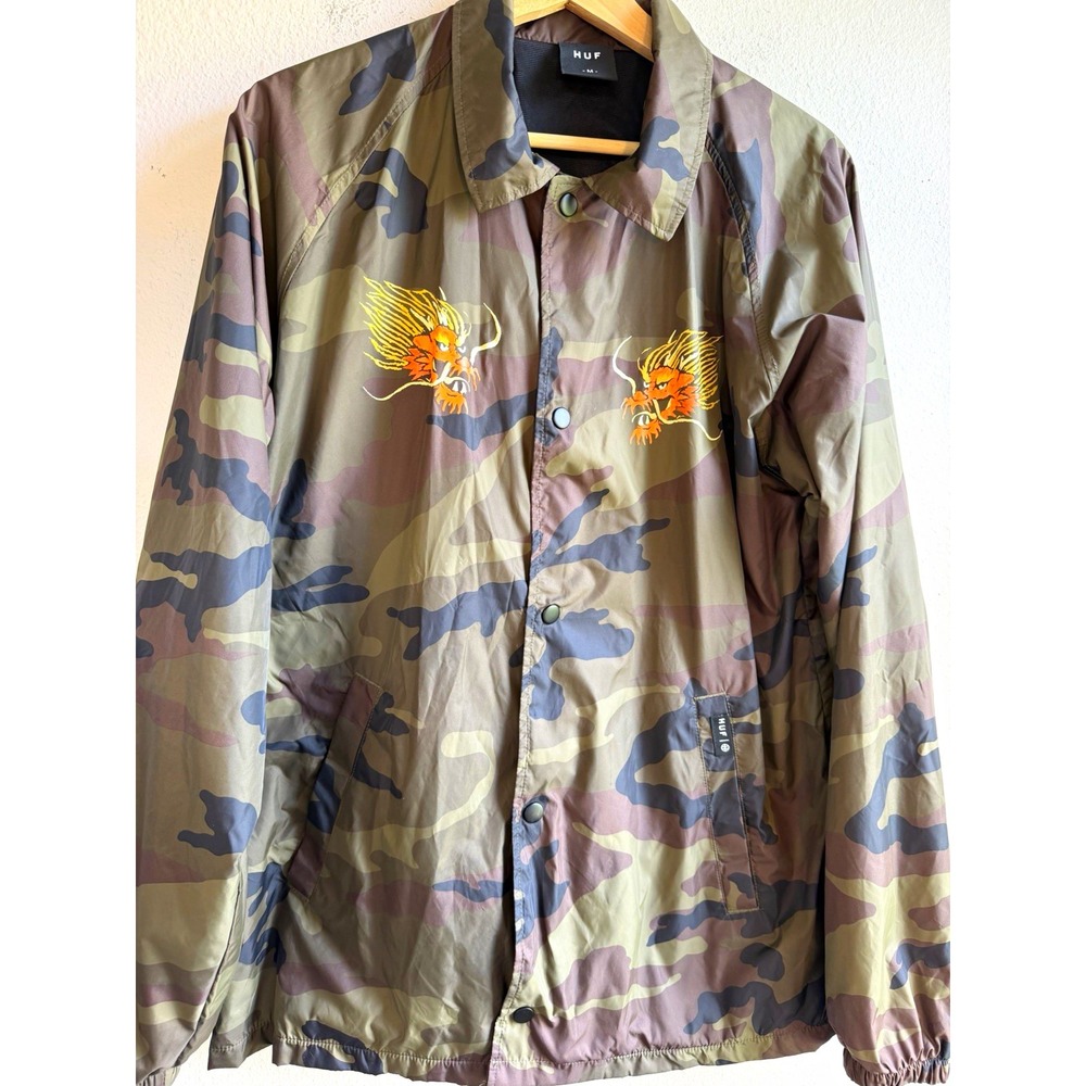 HUF Men's Camo Snap-Front Windbreaker Jacket Lined Dragon Graphic Medium